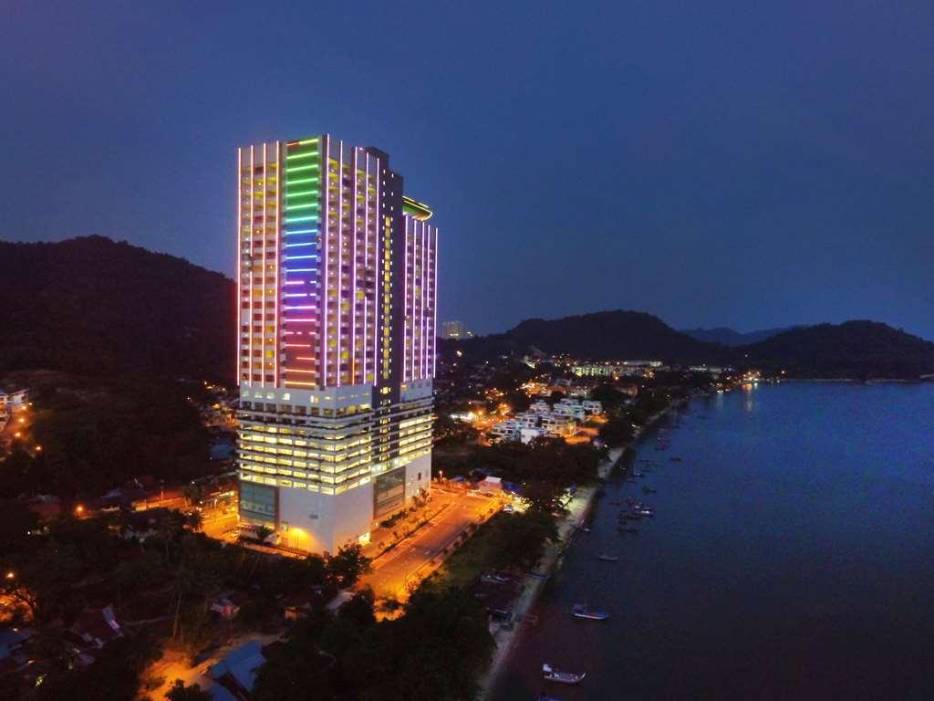 Lexis Hotel 5*