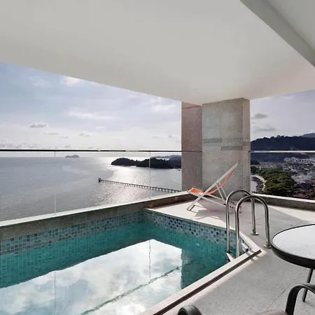 Lexis Suites Penang Bayan Lepas Exterior photo